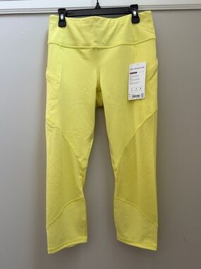 NWT Athleta Neon Yellow Cropped Mesh Contender Capri Leggings Sz S